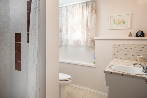 2321 Harrison Drive, Vancouver, BC - Indoor Photo Showing Bathroom