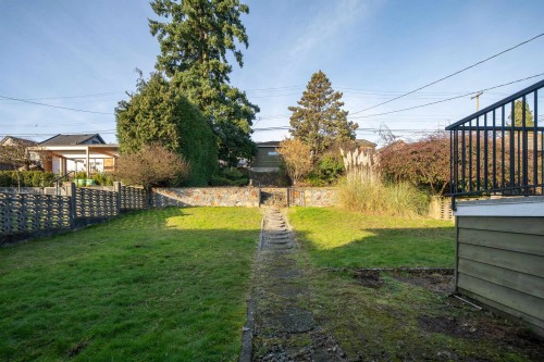 2321 Harrison Drive, Vancouver, BC - Outdoor