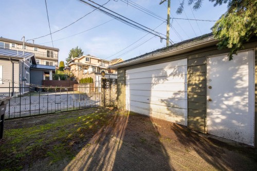 2321 Harrison Drive, Vancouver, BC - Outdoor