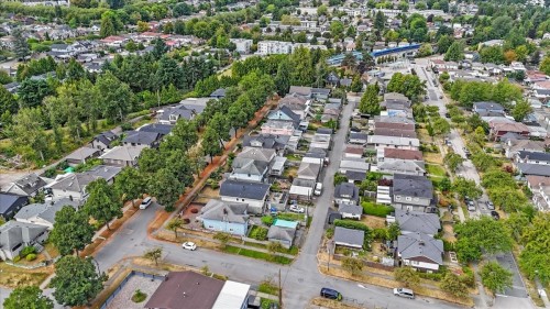 2593 25Th Avenue E, Vancouver, BC - Outdoor With View