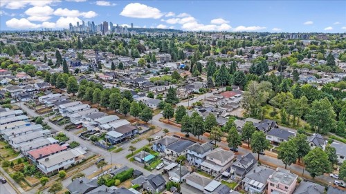 2593 25Th Avenue E, Vancouver, BC - Outdoor With View