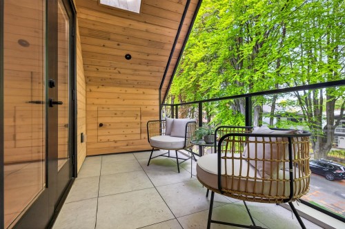 1-58 40Th Avenue E, Vancouver, BC - Outdoor With Exterior