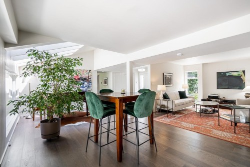 4241 Yuculta Crescent, Vancouver, BC - Indoor