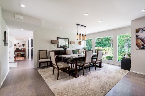 4241 Yuculta Crescent, Vancouver, BC - Indoor Photo Showing Dining Room