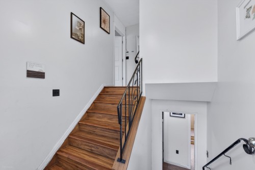 9031 No. 2 Road, Richmond, BC - Indoor Photo Showing Other Room