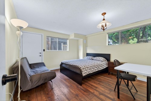 9031 No. 2 Road, Richmond, BC - Indoor Photo Showing Bedroom