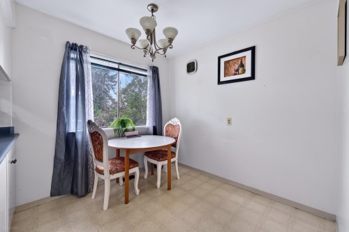 9031 No. 2 Road, Richmond, BC - Indoor Photo Showing Dining Room