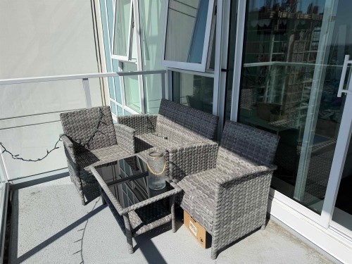 2706-657 Whiting Way, Coquitlam, BC - Outdoor With Exterior