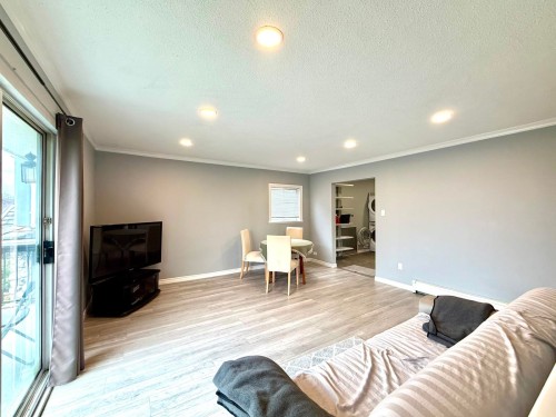 3305 Worthington Drive, Vancouver, BC - Indoor