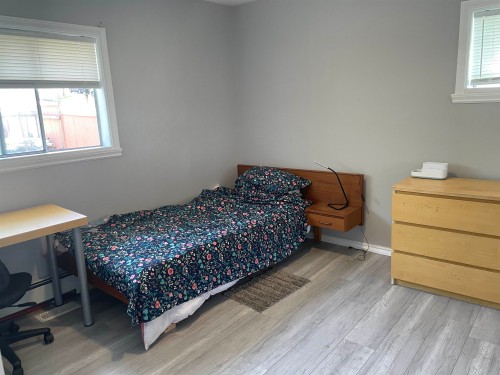 3305 Worthington Drive, Vancouver, BC - Indoor Photo Showing Bedroom