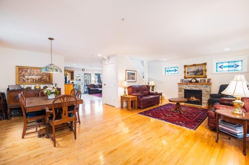 4337 15Th Avenue W, Vancouver, BC - Indoor With Fireplace
