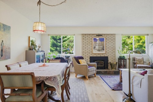 2554 7Th Avenue E, Vancouver, BC - Indoor Photo Showing Dining Room