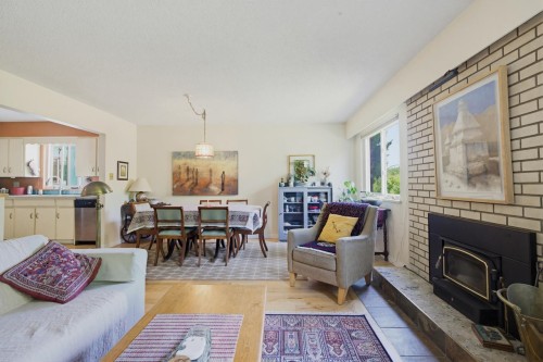 2554 7Th Avenue E, Vancouver, BC - Indoor Photo Showing Living Room With Fireplace