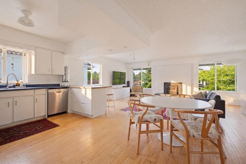 2554 7Th Avenue E, Vancouver, BC - Indoor