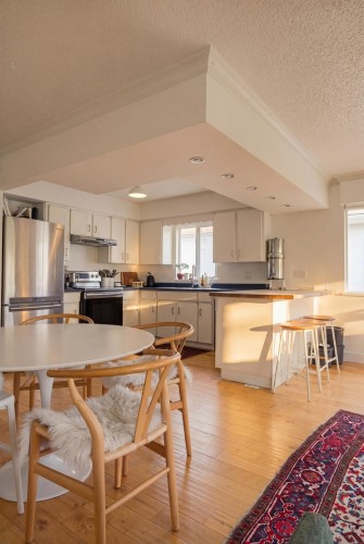 2554 7Th Avenue E, Vancouver, BC - Indoor
