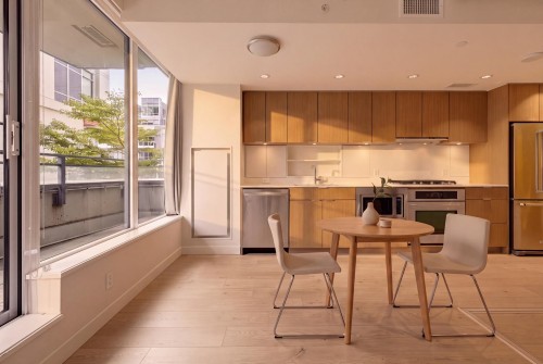 203-111 1st Avenue E Vancouver, BC V6A 0E9