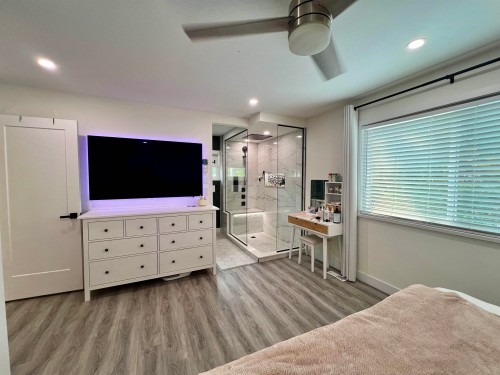 1245 Beedie Drive, Coquitlam, BC - Indoor Photo Showing Bedroom