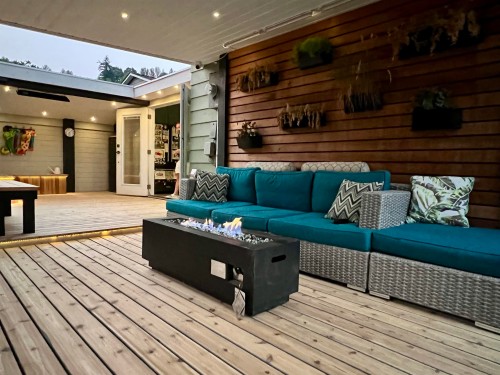 1245 Beedie Drive, Coquitlam, BC - Outdoor With Deck Patio Veranda With Exterior