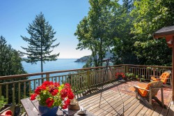 1491 Eagle Cliff Road  Bowen Island, BC V0N 1G1