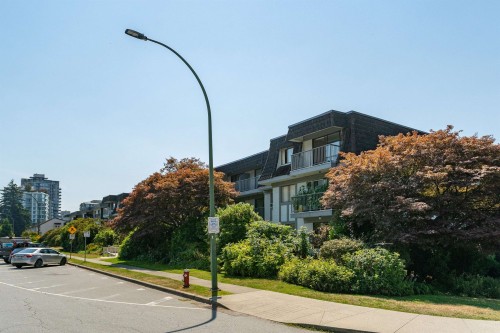 209-275 2nd Street W North Vancouver, BC V7M 1C9