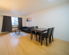 204-1925 Nelsonstreet Vancouver, BC V6G 1K9