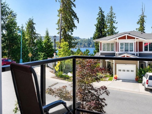 5902 Beachgate Lane, Sechelt, BC - Outdoor