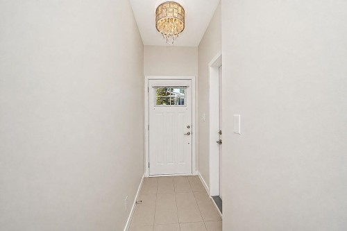 5902 Beachgate Lane, Sechelt, BC - Indoor Photo Showing Other Room