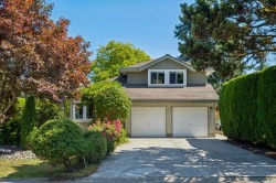 12498 202b Street Maple Ridge, BC V2X 9X3