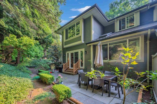 9-181 Ravine Drive  Port Moody, BC V3H 4T3