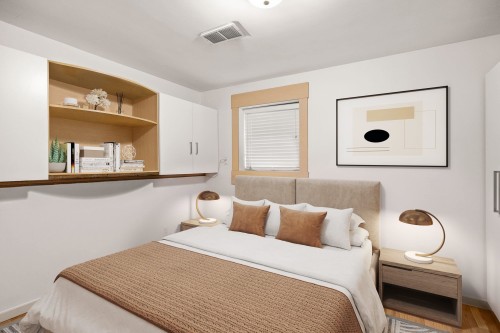 2515 45Th Avenue E, Vancouver, BC - Indoor Photo Showing Bedroom
