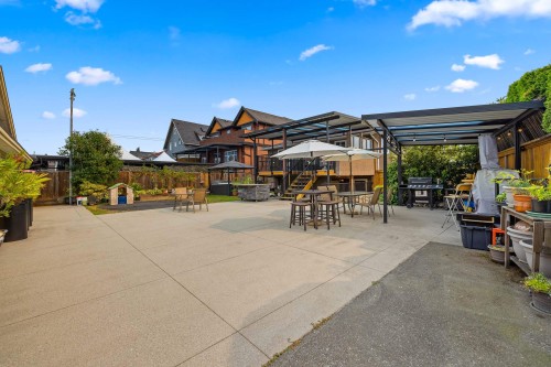 2515 45Th Avenue E, Vancouver, BC - Outdoor
