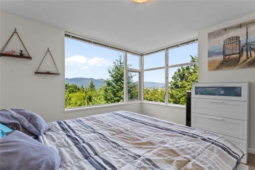 307-9298 University Crescent, Burnaby, BC - Indoor Photo Showing Bedroom