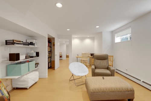 907 Sprice Avenue, Coquitlam, BC - Indoor