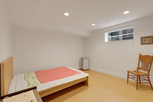 907 Sprice Avenue, Coquitlam, BC - Indoor