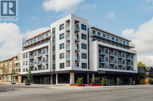 413-1680 12Th Avenue E, Vancouver, BC - Outdoor With Facade