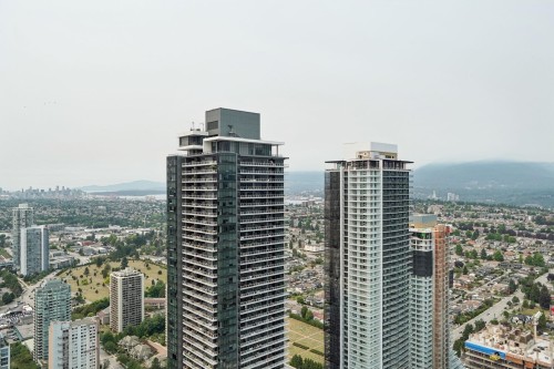 5708-1955 Alpha Way, Burnaby, BC - Outdoor With Facade