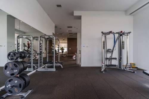 5708-1955 Alpha Way, Burnaby, BC - Indoor Photo Showing Gym Room
