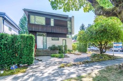 2996 W  11th Avenue W Vancouver, BC V6K 2M3