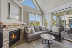 302-4749 Spearhead Drive Whistler, BC V8E 1E9