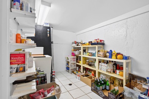 1708 Paddock Drive, Coquitlam, BC - Indoor