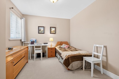 1708 Paddock Drive, Coquitlam, BC - Indoor Photo Showing Bedroom