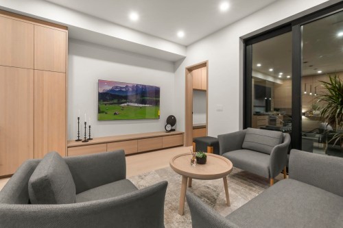 1066 Fulton Avenue, West Vancouver, BC - Indoor Photo Showing Living Room