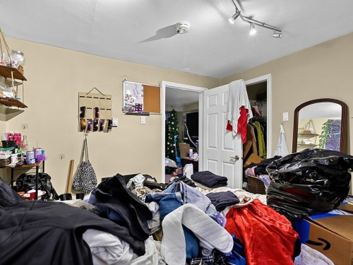 8247 10Th Avenue, Burnaby, BC - Indoor