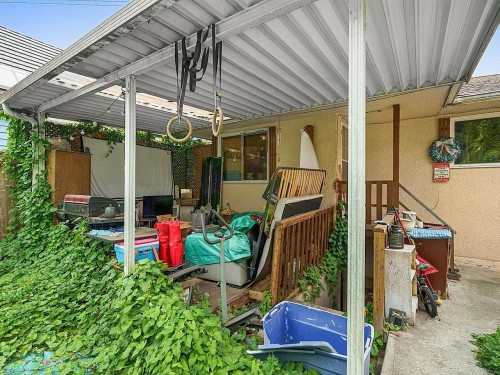 8247 10Th Avenue, Burnaby, BC - Outdoor With Exterior