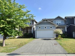 24442 113 Avenue Maple Ridge, BC V2W 0H4