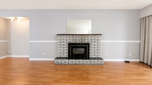 1798 Heather Avenue, Port Coquitlam, BC - Indoor Photo Showing Living Room With Fireplace