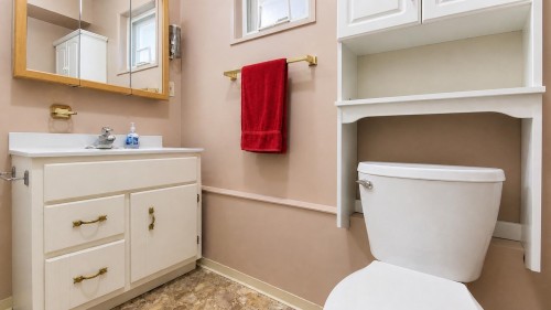 1798 Heather Avenue, Port Coquitlam, BC - Indoor Photo Showing Bathroom