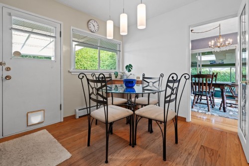 3455 Highland Boulevard, North Vancouver, BC - Indoor Photo Showing Dining Room