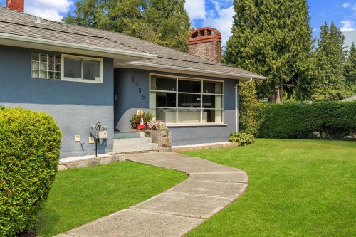 3455 Highland Boulevard, North Vancouver, BC - Outdoor