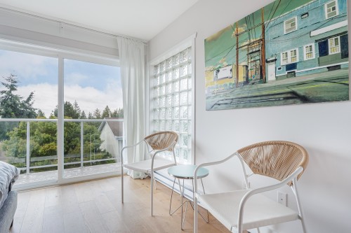 4-5768 Marine Way, Sechelt, BC - Indoor